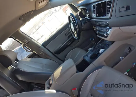 2017 Kia Sedona Lx z USA, uszkodzony, nr VIN KNDMB5C1XH6239237